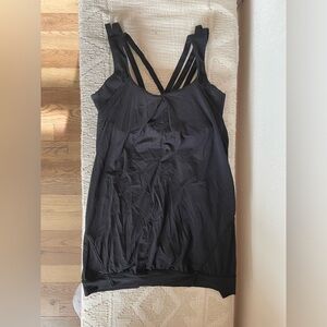 Small lululemon black workout tank/bra
